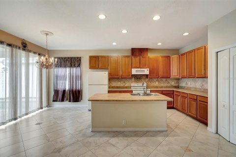 House in Hudson, Florida 3 bedrooms, 183.85 sq.m. № 2156655 - photo 16