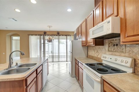House in Hudson, Florida 3 bedrooms, 183.85 sq.m. № 2156655 - photo 21
