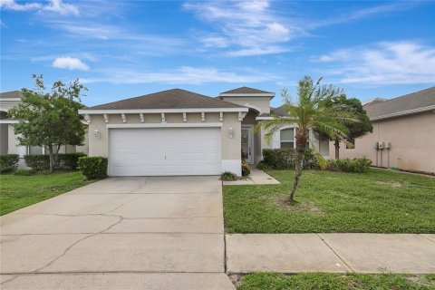 House in Hudson, Florida 3 bedrooms, 183.85 sq.m. № 2156655 - photo 2
