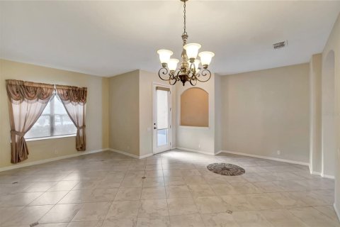 House in Hudson, Florida 3 bedrooms, 183.85 sq.m. № 2156655 - photo 10