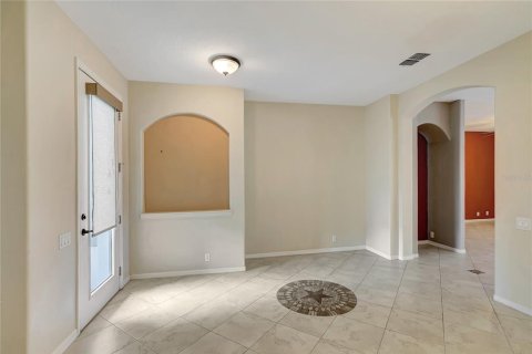House in Hudson, Florida 3 bedrooms, 183.85 sq.m. № 2156655 - photo 12