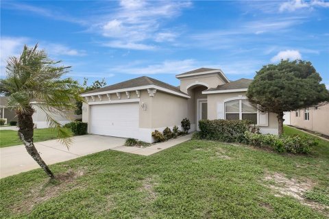 House in Hudson, Florida 3 bedrooms, 183.85 sq.m. № 2156655 - photo 3