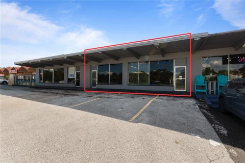 Immobilier commercial à louer à Clermont, Floride: 230.4 m2 № 2419816 - photo 3