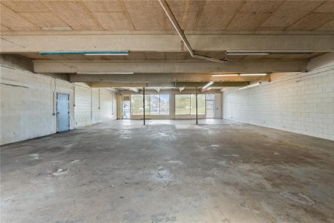 Immobilier commercial à louer à Clermont, Floride: 230.4 m2 № 2419816 - photo 14