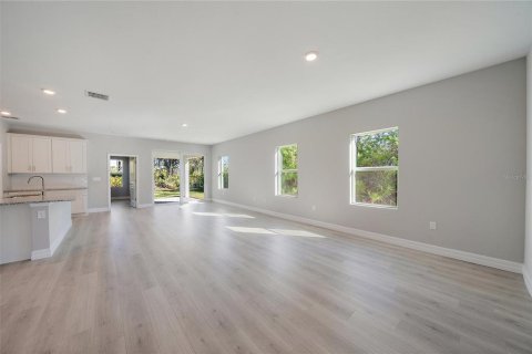 Villa ou maison à vendre à Rotonda, Floride: 4 chambres, 184.88 m2 № 2096516 - photo 4