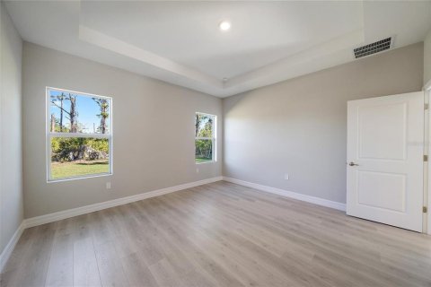 Villa ou maison à vendre à Rotonda, Floride: 4 chambres, 184.88 m2 № 2096516 - photo 8
