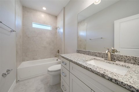 Villa ou maison à vendre à Rotonda, Floride: 4 chambres, 184.88 m2 № 2096516 - photo 18
