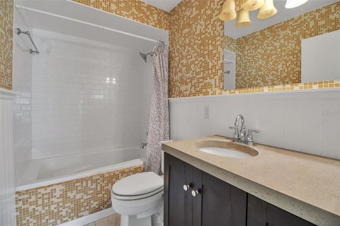 Купить кондоминиум в Сарасота, Флорида 5 комнат, 89.74м2, № 1913124 - фото 18