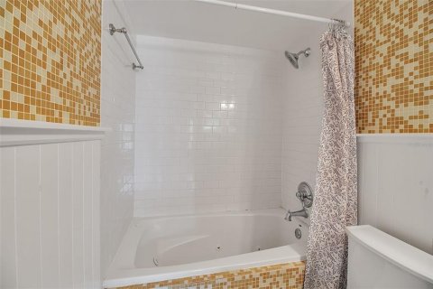 Купить кондоминиум в Сарасота, Флорида 5 комнат, 89.74м2, № 1913124 - фото 19