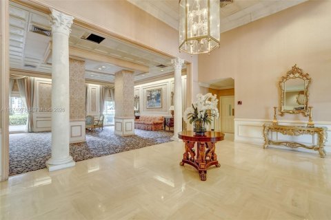 Condo in Hallandale Beach, Florida, 2 bedrooms  № 2187820 - photo 25