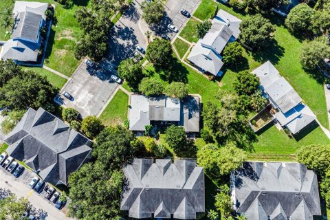 Touwnhouse à vendre à Orlando, Floride: 2 chambres, 115.29 m2 № 1916040 - photo 27