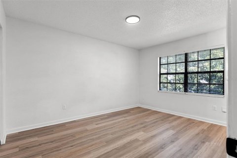 Touwnhouse à vendre à Orlando, Floride: 2 chambres, 115.29 m2 № 1916040 - photo 16