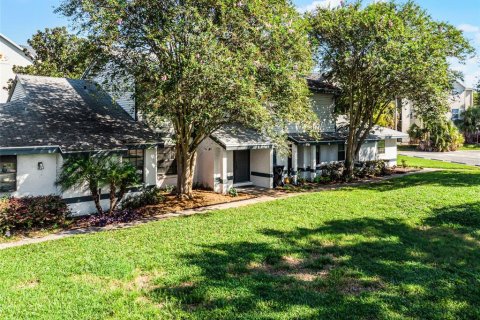 Touwnhouse à vendre à Orlando, Floride: 2 chambres, 115.29 m2 № 1916040 - photo 2