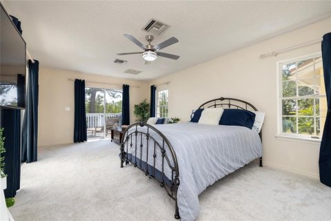 House in Tarpon Springs, Florida 3 bedrooms, 282.52 sq.m. № 1519443 - photo 27
