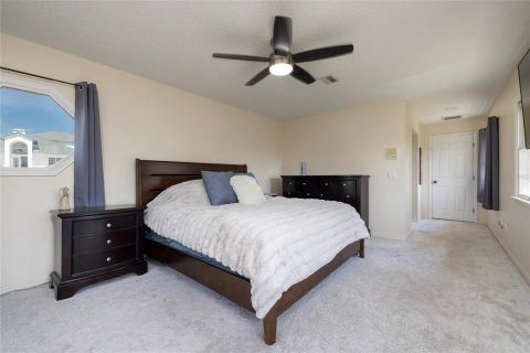 House in Tarpon Springs, Florida 3 bedrooms, 282.52 sq.m. № 1519443 - photo 17