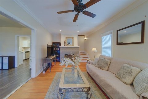 Villa ou maison à vendre à Largo, Floride: 6 chambres, 242.66 m2 № 1904123 - photo 4