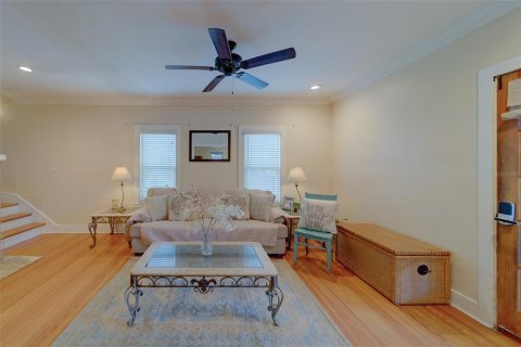 Villa ou maison à vendre à Largo, Floride: 6 chambres, 242.66 m2 № 1904123 - photo 3