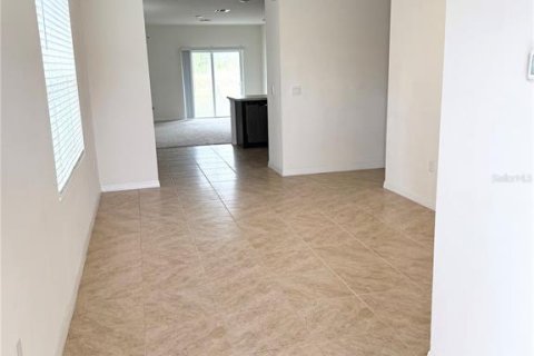 House in Winter Haven, Florida 3 bedrooms, 140.84 sq.m. № 2131032 - photo 6