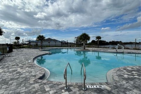 House in Winter Haven, Florida 3 bedrooms, 140.84 sq.m. № 2131032 - photo 18