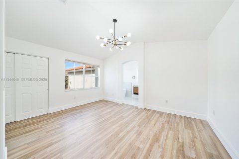 Townhouse in Hollywood, Florida 3 bedrooms, 149.02 sq.m. № 2001742 - photo 28