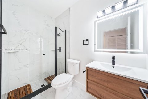 Townhouse in Hollywood, Florida 3 bedrooms, 149.02 sq.m. № 2001742 - photo 14