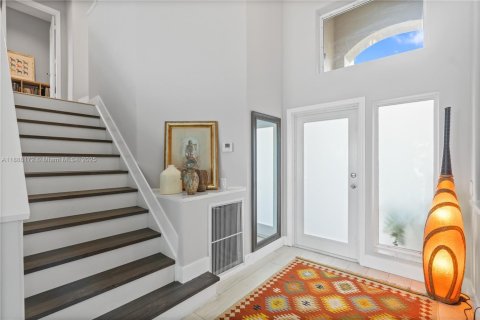 House in Weston, Florida 4 bedrooms, 222.41 sq.m. № 1945173 - photo 29