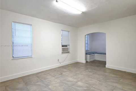 Appartement à louer à Miami, Floride: 37.16 m2 № 1891387 - photo 9
