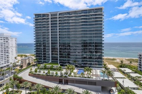 Condo in Pompano Beach, Florida, 3 bedrooms  № 2068944 - photo 4