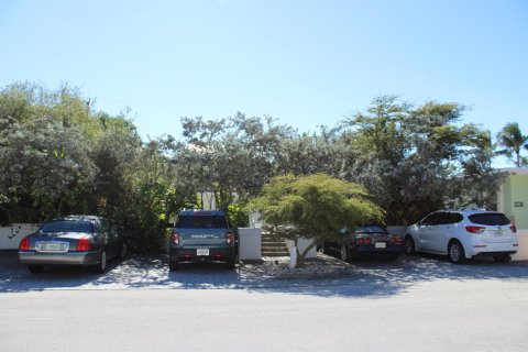 Commercial property in Ocean Ridge, Florida № 2179090 - photo 7