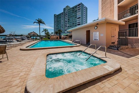 Copropriété à vendre à Clearwater, Floride: 1 chambre, 63.17 m2 № 2097068 - photo 15