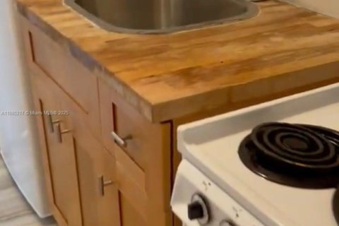 Appartement à louer à West Palm Beach, Floride: 2 chambres, 45.71 m2 № 2017272 - photo 3