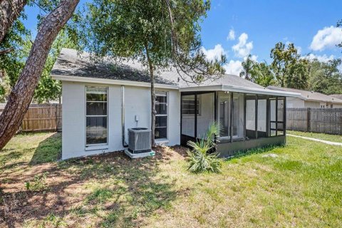 House in Tarpon Springs, Florida 3 bedrooms, 137.59 sq.m. № 1795189 - photo 22