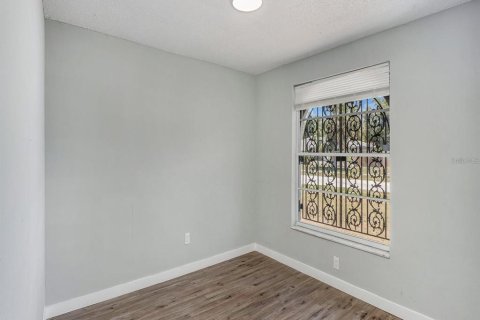 House in Tarpon Springs, Florida 3 bedrooms, 137.59 sq.m. № 1795189 - photo 14