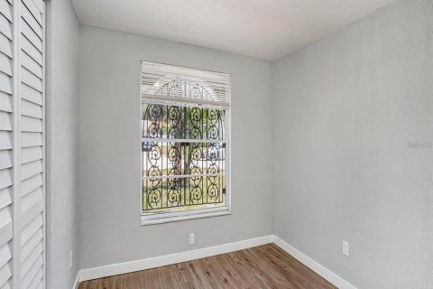 House in Tarpon Springs, Florida 3 bedrooms, 137.59 sq.m. № 1795189 - photo 12