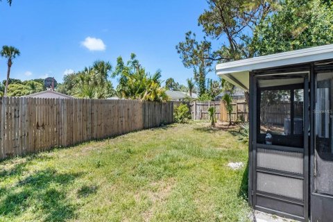 House in Tarpon Springs, Florida 3 bedrooms, 137.59 sq.m. № 1795189 - photo 24