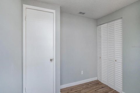 House in Tarpon Springs, Florida 3 bedrooms, 137.59 sq.m. № 1795189 - photo 17