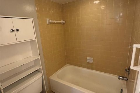 Condominio en alquiler en Seminole, Florida, 2 dormitorios, 99.87 m2 № 1788175 - foto 15