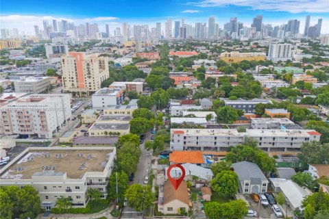 Immobilier commercial à vendre à Miami, Floride: 133.41 m2 № 1940194 - photo 19