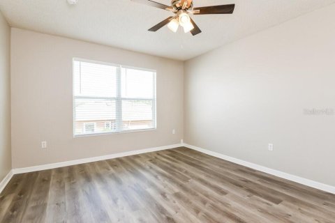 House in Kissimmee, Florida 4 bedrooms, 238.85 sq.m. № 2391022 - photo 11