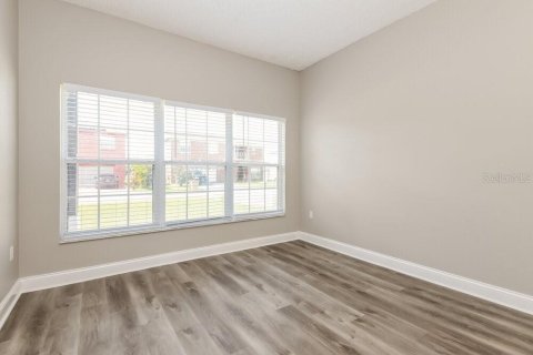 House in Kissimmee, Florida 4 bedrooms, 238.85 sq.m. № 2391022 - photo 4
