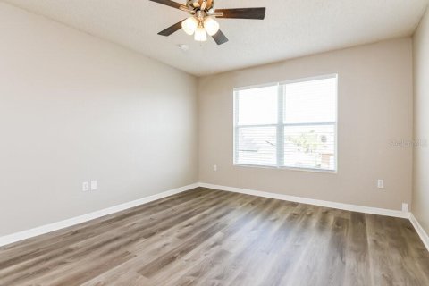 House in Kissimmee, Florida 4 bedrooms, 238.85 sq.m. № 2391022 - photo 10