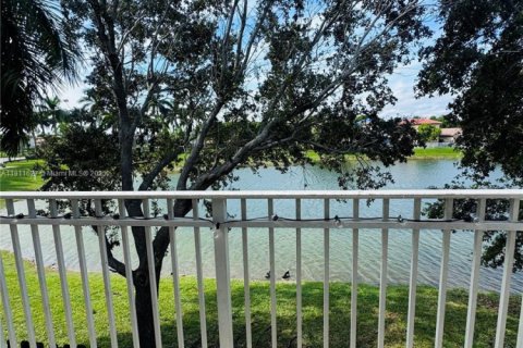 Copropriété à louer à Homestead, Floride: 3 chambres, 110.93 m2 № 1967983 - photo 15