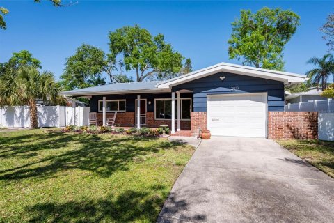 Casa en venta en Saint Petersburg, Florida, 2 dormitorios, 136.1 m2 № 1602236 - foto 2