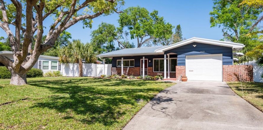 Casa en Saint Petersburg, Florida 2 dormitorios, 136.1 m2 № 1602236