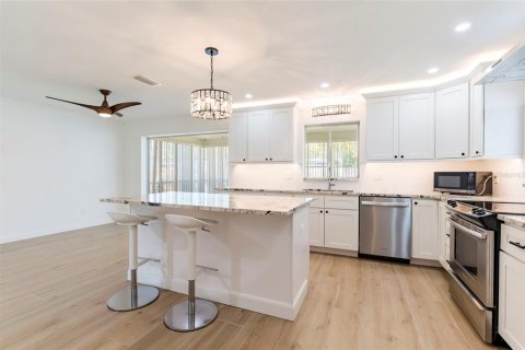Casa en venta en Saint Petersburg, Florida, 2 dormitorios, 136.1 m2 № 1602236 - foto 16