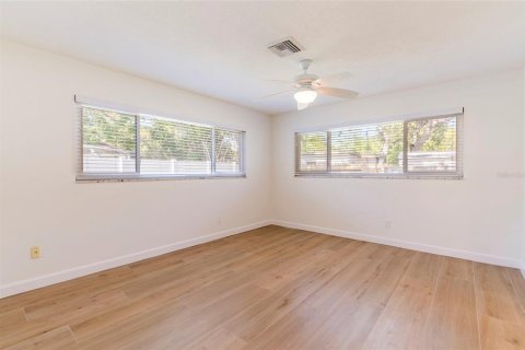 Casa en venta en Saint Petersburg, Florida, 2 dormitorios, 136.1 m2 № 1602236 - foto 24