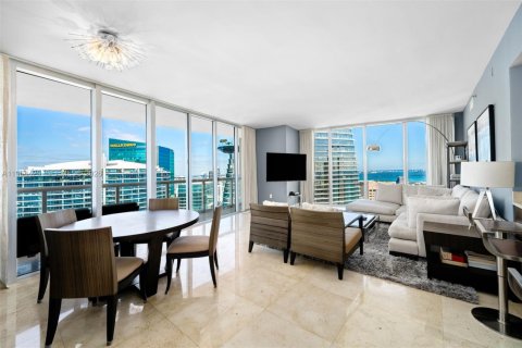 Condo in Miami, Florida, 2 bedrooms  № 2081110