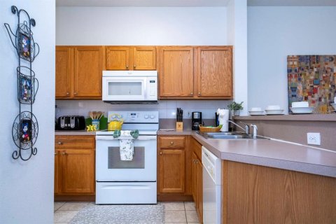 Adosado en venta en Kissimmee, Florida, 3 dormitorios, 119.94 m2 № 2215407 - foto 9
