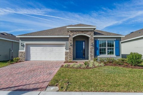 House in Haines City, Florida 4 bedrooms, 196.02 sq.m. № 1856495 - photo 1