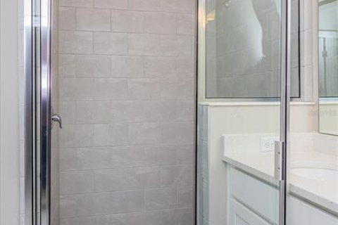 House in Haines City, Florida 4 bedrooms, 196.02 sq.m. № 1856495 - photo 13